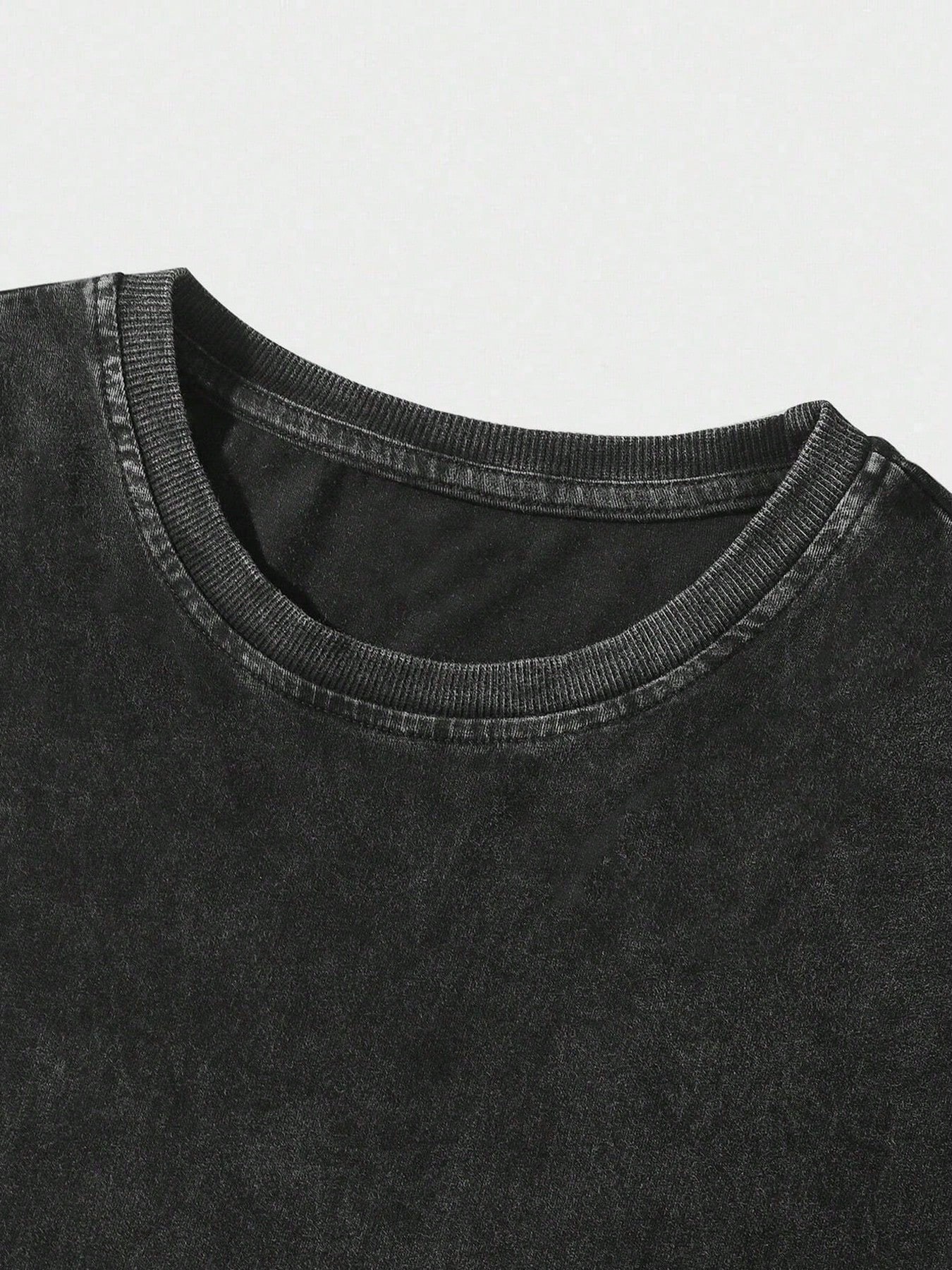Black Washed Graphic Tee with  - Tee Graphic Print 리뷰 및 가격